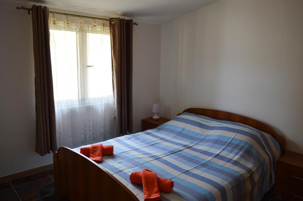 Apartment Sunny Бар Екстериор снимка