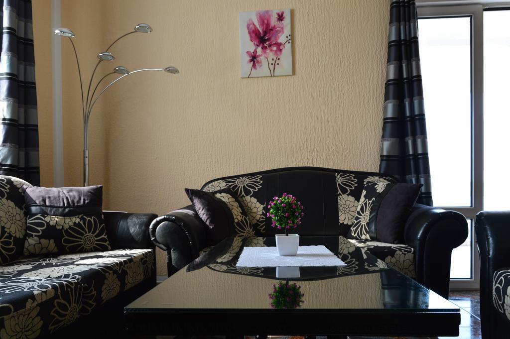 Apartment Sunny Бар Екстериор снимка